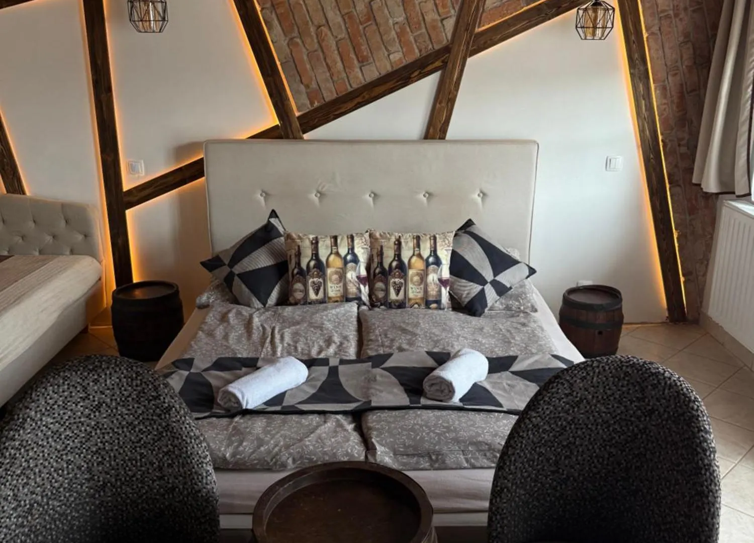 Egri Leanyka Vendeghaz Apartment